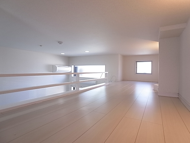 神戸市長田区二番町４丁目のアパートの内装|ロフト