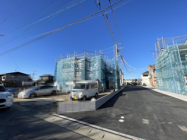 玉村町斉田（全6棟）F号棟の前面道路含む現地写真