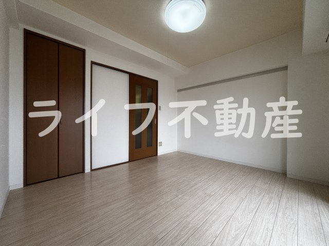 マンションプレザントの内装|明るい色調の室内です