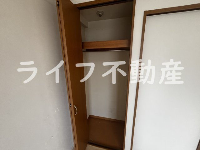 マンションプレザントの収納|こまごまとしたものを収納できそうですね
