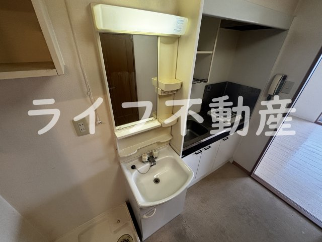 マンションプレザントの独立洗面台|独立洗面台です