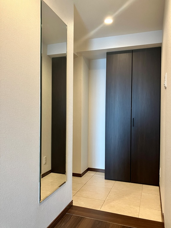 プラウド南林間の玄関