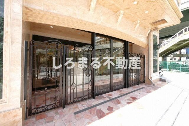 Vinoプレジオ本町のエントランス