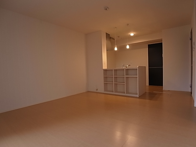 神戸市兵庫区松本通４丁目のアパート