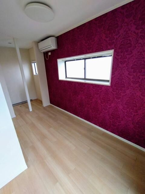 斎木ビルの洋室