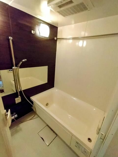 斎木ビルの浴室