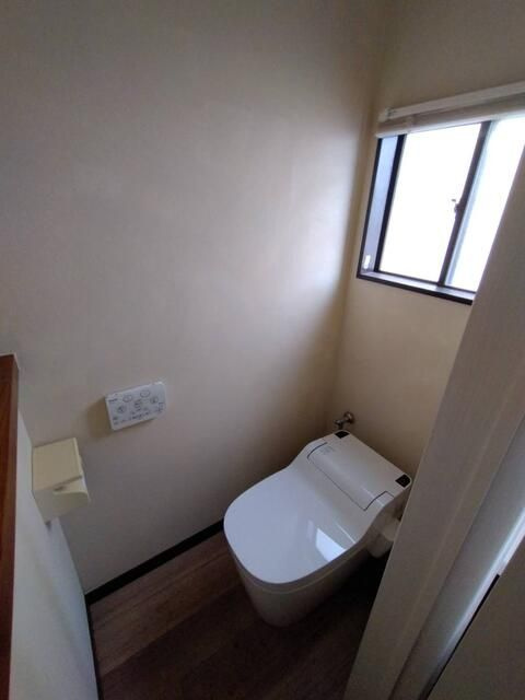 斎木ビルのトイレ