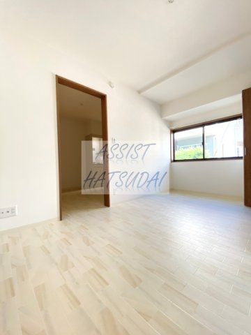 メゾンドフィナンシェの居間・リビング