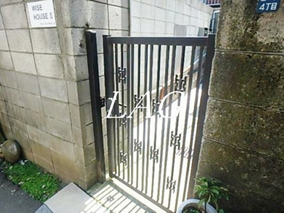 【エントランス】 | ワイズハウス２ | エントランスです。