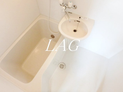 【浴室】 | ワイズハウス２ | お風呂です。