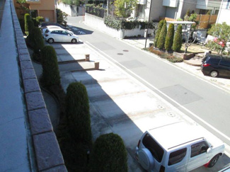 【駐車場】