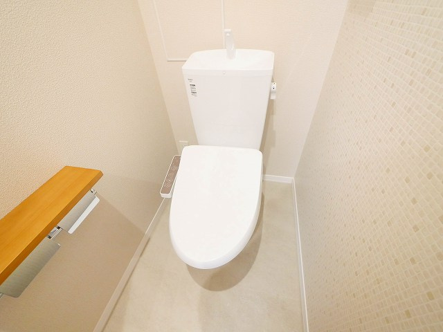 サクラ・メゾン　イーストのトイレ|ゆったりとした空間のトイレです