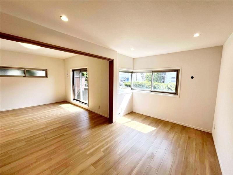 サニーウェル三渓園西館の画像