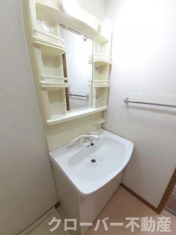 サン・リーベ　Ｂの洗面所