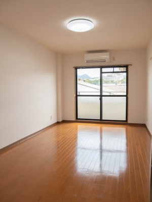 【洋室】 | ラ・エスペランサ