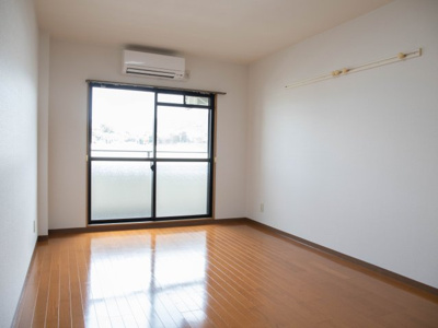 【洋室】 | ラ・エスペランサ