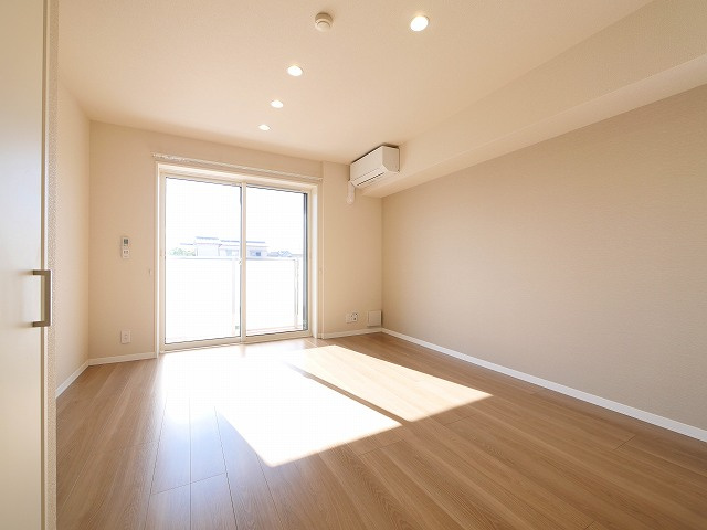 サクラ・メゾン　イーストの周辺