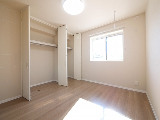 サクラ・メゾン　イーストの周辺