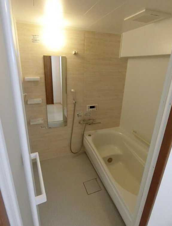 駒場ネオパレス　駅徒歩１分　分譲賃貸　高層階の浴室