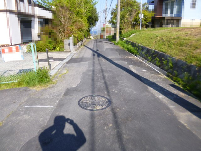 大津市和邇北浜686-32　売土地の前面道路含む現地写真