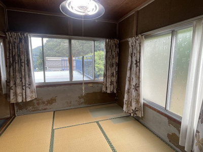 【和室】 | 岡谷市山手町1丁目 中古住宅⑲ | 2階和室 6帖