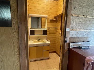 【洗面所】 | 岡谷市山手町1丁目 中古住宅⑲ | 洗面