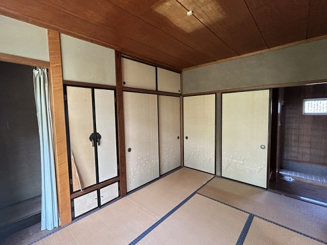 各務原市蘇原清住町4丁目の和室