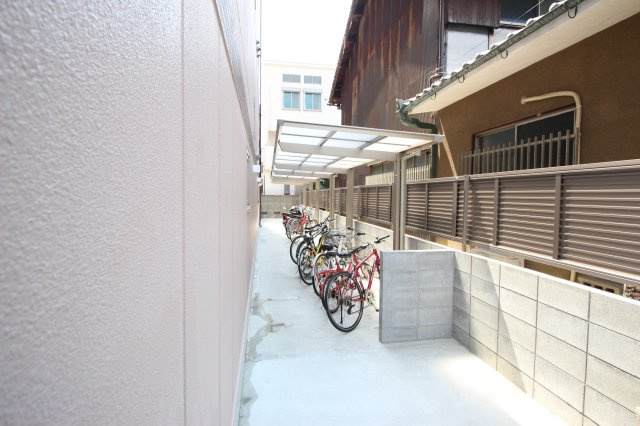 アクシアコート伏見のその他共用部分|駐輪場：1戸1台まで無料です！