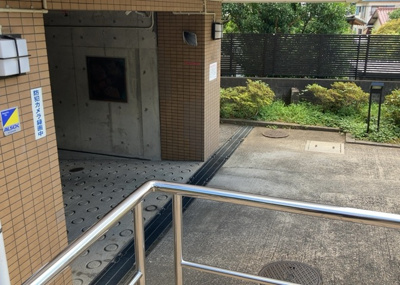 【内装】 | ネオマイム相武台 | 共用部分は、一棟の建物に住む区分所有者全員が共同で所有するとし、共用部分の管理、補修などは、区分所有者で形成される管理組合が行います。個人の判断で勝手に変更することはできませんので覚えておきましょう。