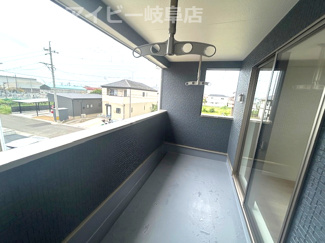 【バルコニー】 | 岐阜市河渡新築建売全4棟！お車並列3台可能！広めのインナーバルコニーのあるお家！ | 岐阜市河渡新築建売全4棟！お車並列3台可能！広めのインナーバルコニーのあるお家！