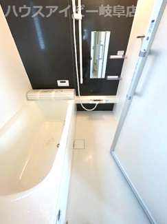 【浴室】 | 岐阜市河渡新築建売全4棟！お車並列3台可能！広めのインナーバルコニーのあるお家！ | 岐阜市河渡新築建売全4棟！お車並列3台可能！広めのインナーバルコニーのあるお家！