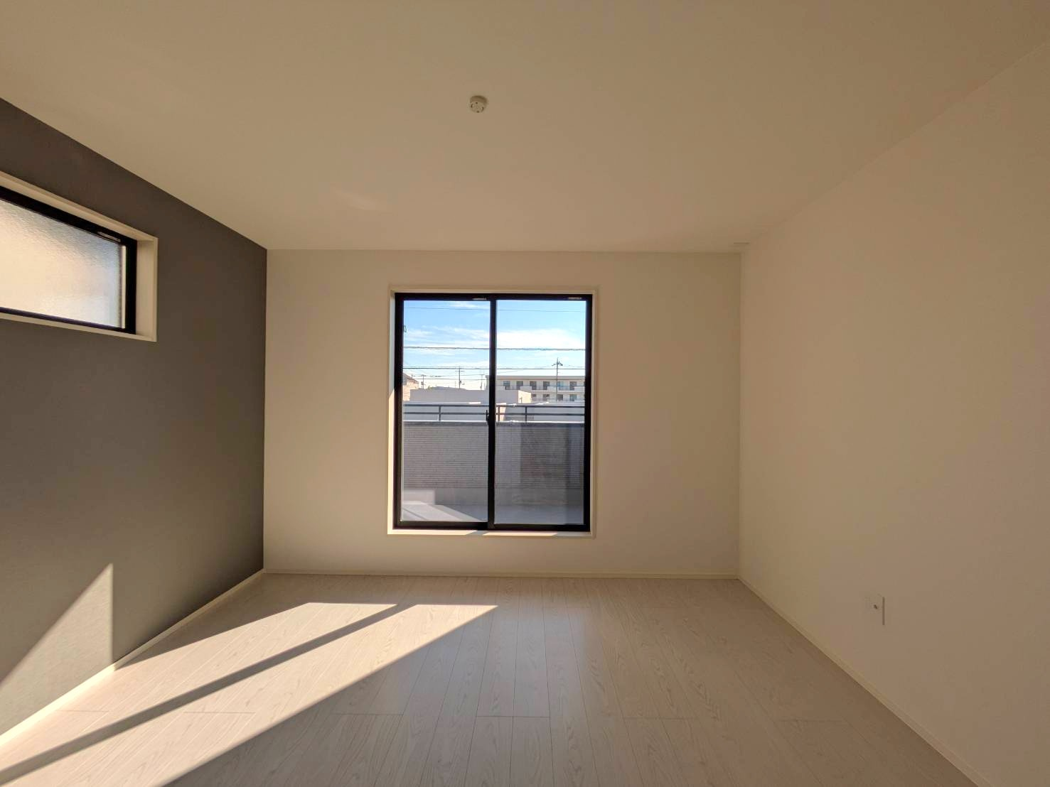 岡山市南区福島2丁目  1期①号棟の洋室|◆別角度からの2階洋室7.5帖の様子です。