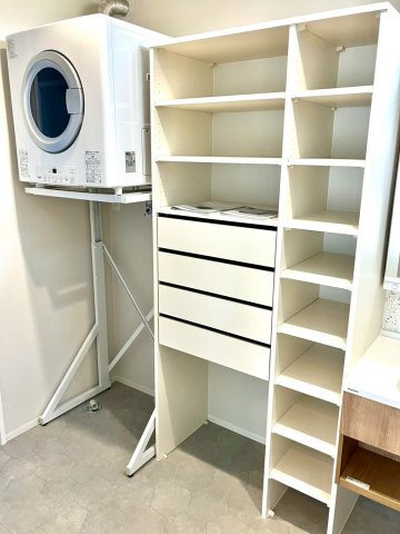 エクセシオール丸亀城平屋モデル　２号地のランドリースペース|乾燥暖房機つきです