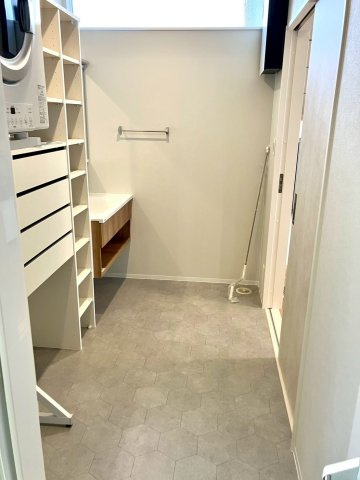 エクセシオール丸亀城平屋モデル　２号地の脱衣所