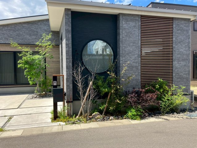 エクセシオール丸亀城平屋モデル　２号地の庭