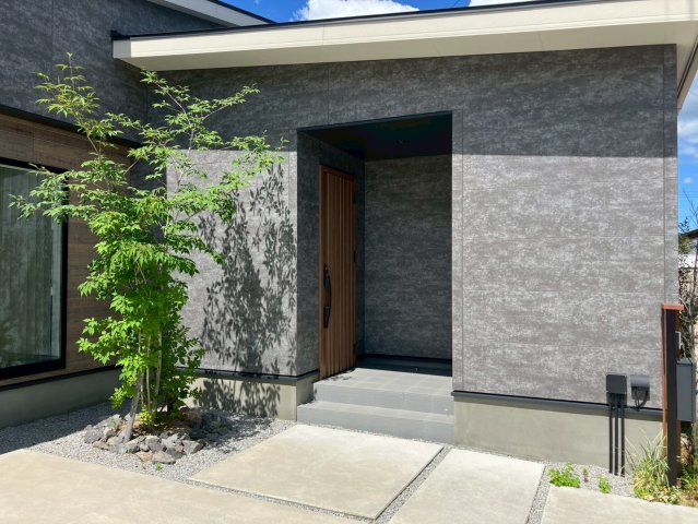 エクセシオール丸亀城平屋モデル　２号地のエントランス