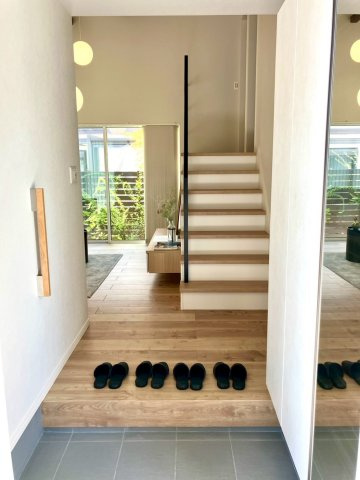 エクセシオール丸亀城平屋モデル　２号地の玄関