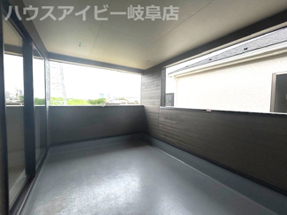 【バルコニー】 | 岐阜市河渡新築建売全4棟！お車並列3台可能！広めのインナーバルコニーのあるお家！ | 岐阜市河渡新築建売全4棟！お車並列3台可能！広めのインナーバルコニーのあるお家！