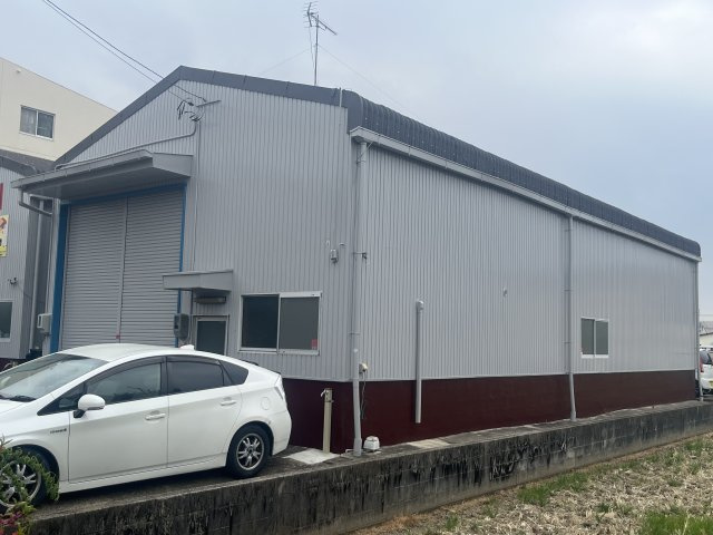 二重堀上池１８０－１事務所付倉庫の外観