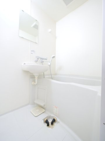 コレドールの浴室|※写真は別の部屋のものです。