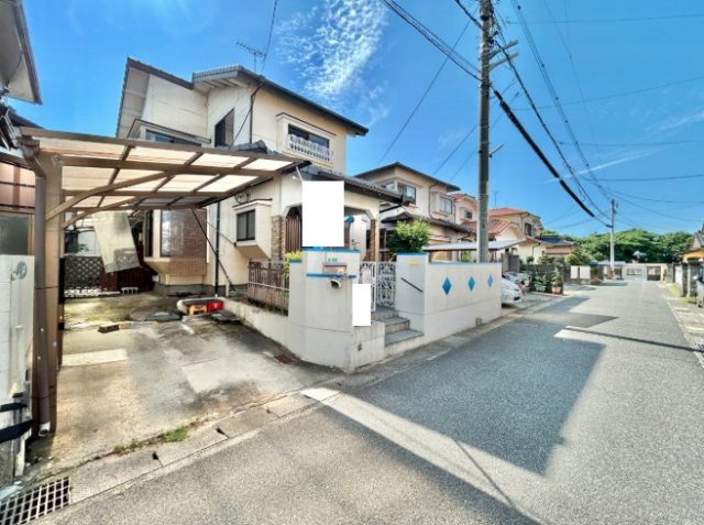 梶栗町1丁目中古住宅の外観