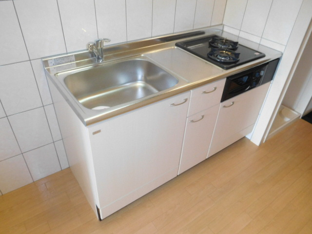 加古川市尾上町口里のアパートのキッチン