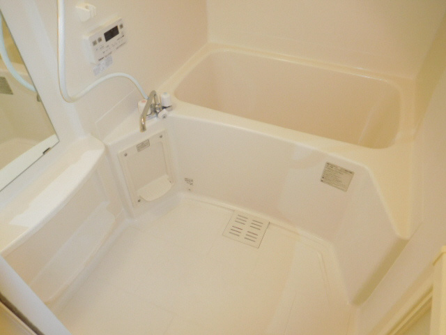 加古川市尾上町口里のアパートの浴室