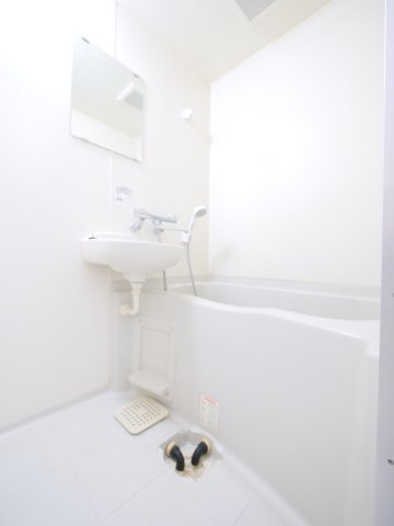 コレドールの浴室|※写真は別の部屋のものです。