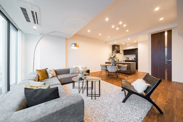 THE ROPPONGI TOKYOの居間・リビング