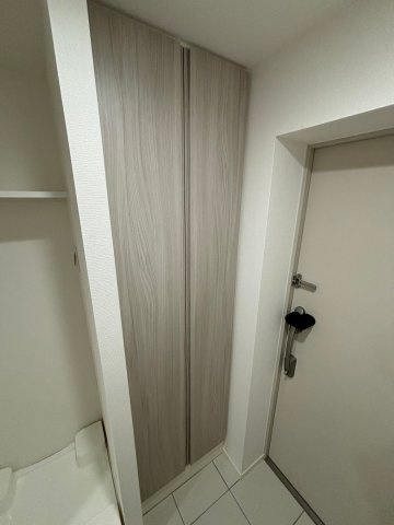 プレール・ドゥーク方南町の収納