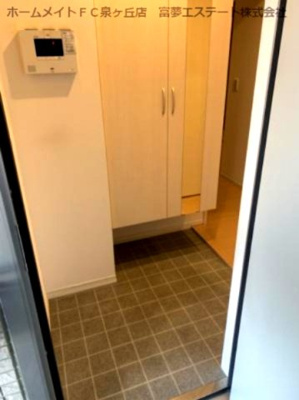 【玄関】 | 東山ヒルズⅡ | ※同物件・反転タイプ
