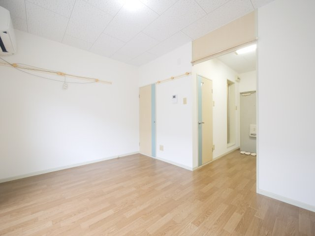 コーポK.Y2の洋室