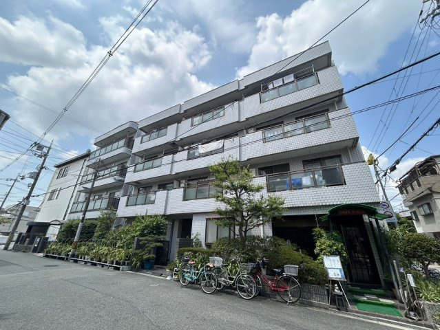 サンハイツの外観