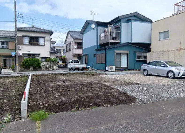 富士宮市東町21番　新築戸建　全2棟　B号棟の前面道路含む現地写真
